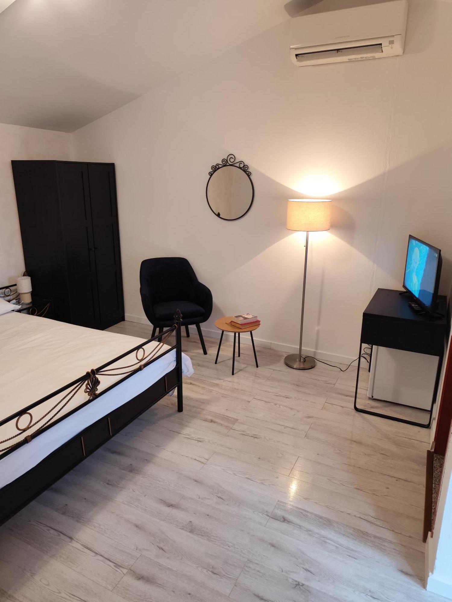 Guest House Valentino Motovun Pokoj fotografie